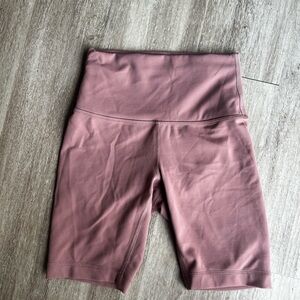 Lululemon bike shorts